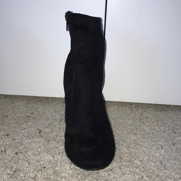 Black Boots - Picture 2 of 3